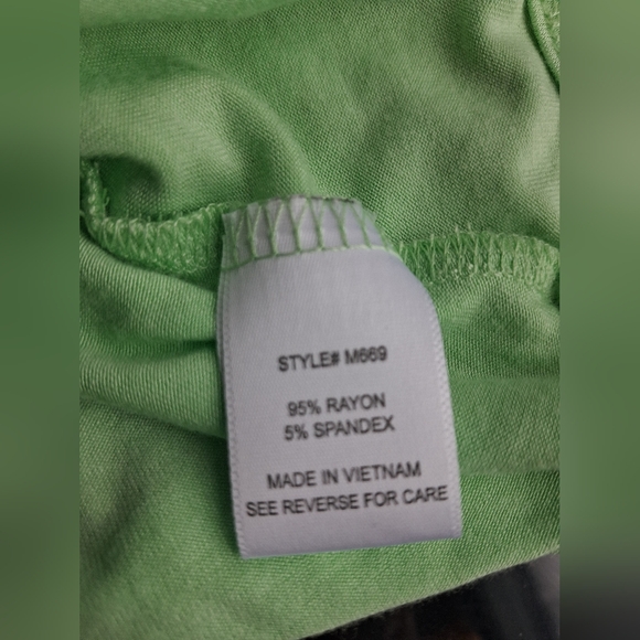 Super Soft Women's Cardigan - Picture 4 of 5